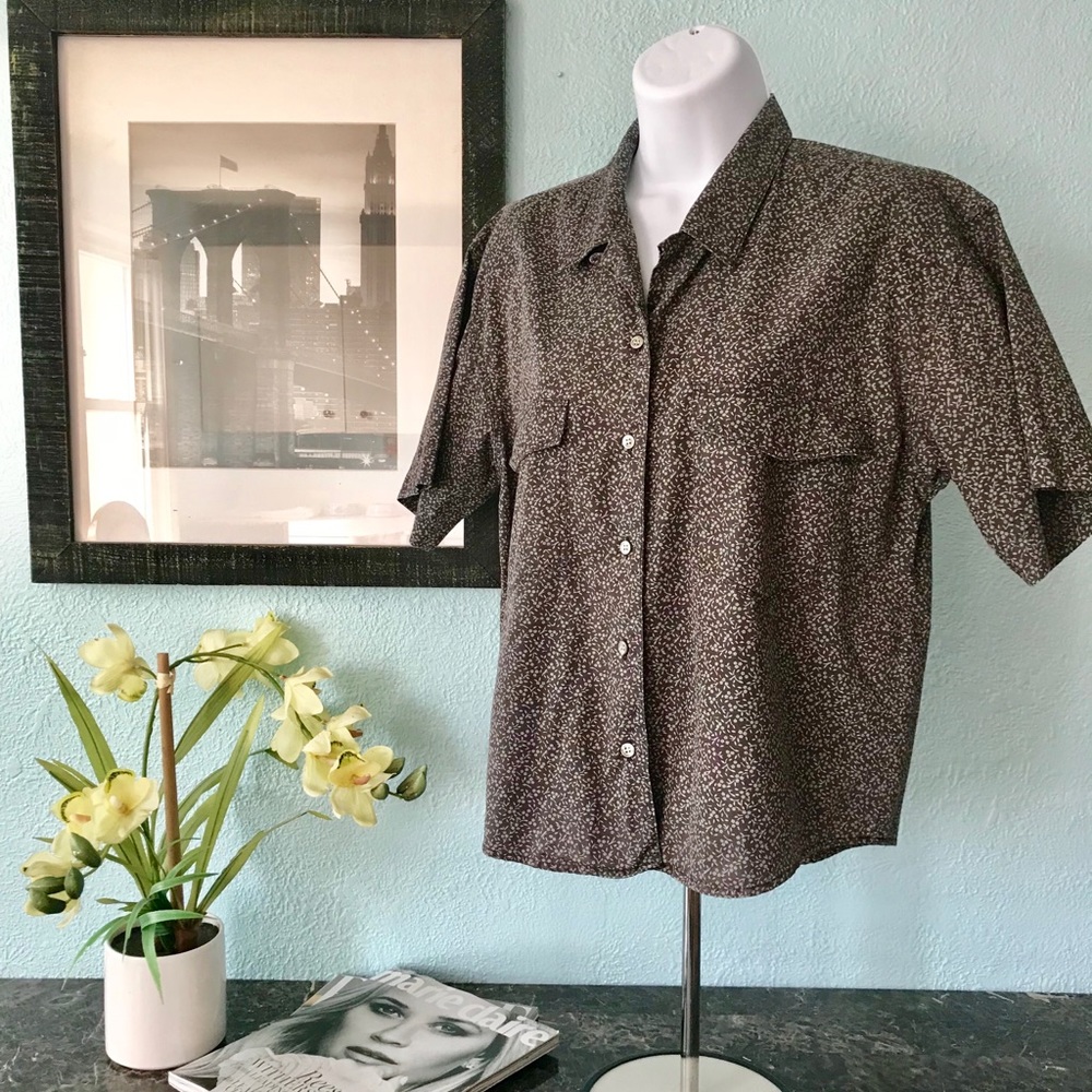 GAP small short sleeve shirt